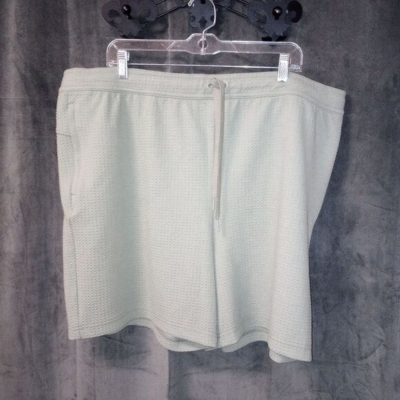 All In Motion Sage Green Waffle Knit Shorts w Zippered Pockets Size XXL NWT - Picture 1 of 5